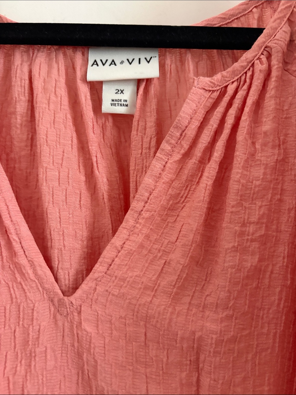 Ava & Viv Pink Crinkle V-Neck Short Sleeve Blouse size 2 coquette soft girl - Picture 2 of 4